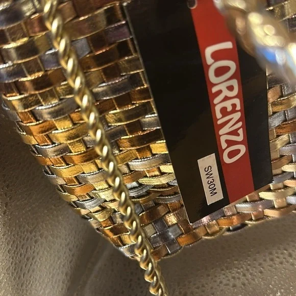 New with tags Crossbody. LORENZO. The product number is SW30M - Picture 4 of 4